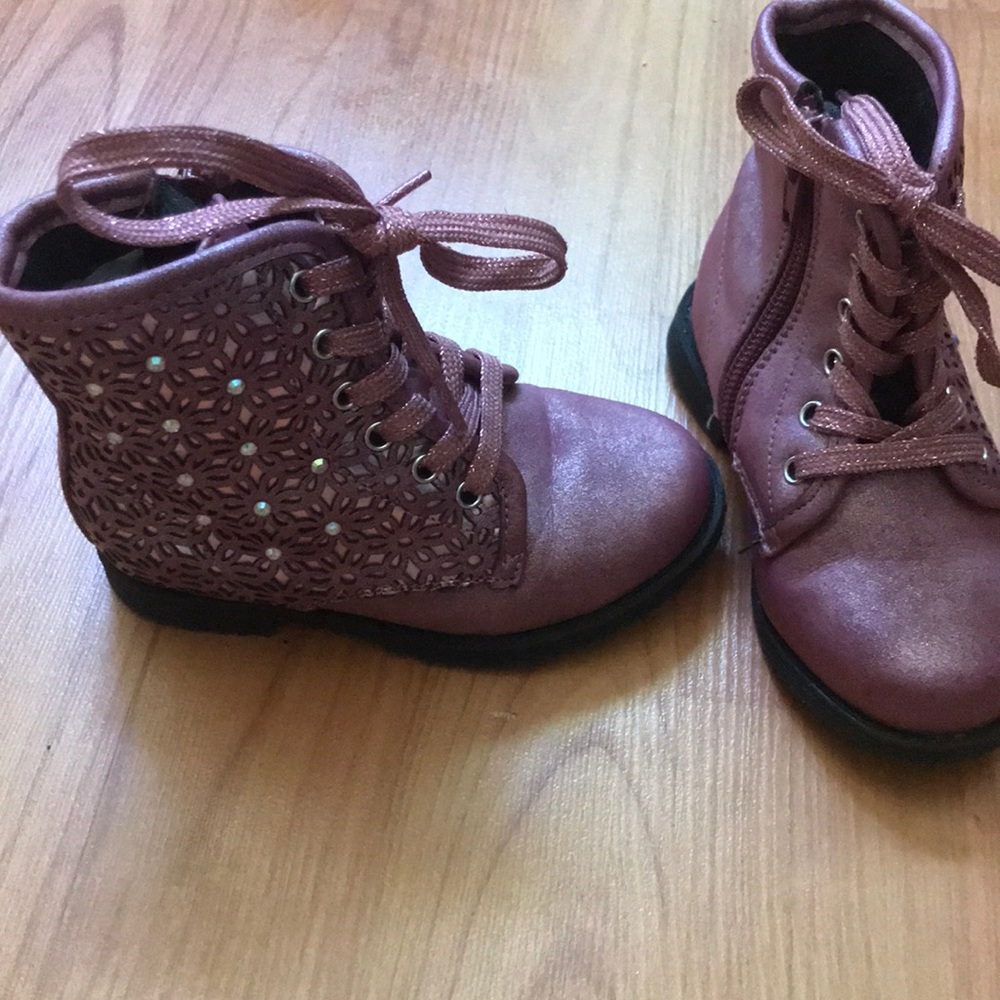 Worn 1x Pink sparkly Zip Rachel Shoes Boots Sz 6M